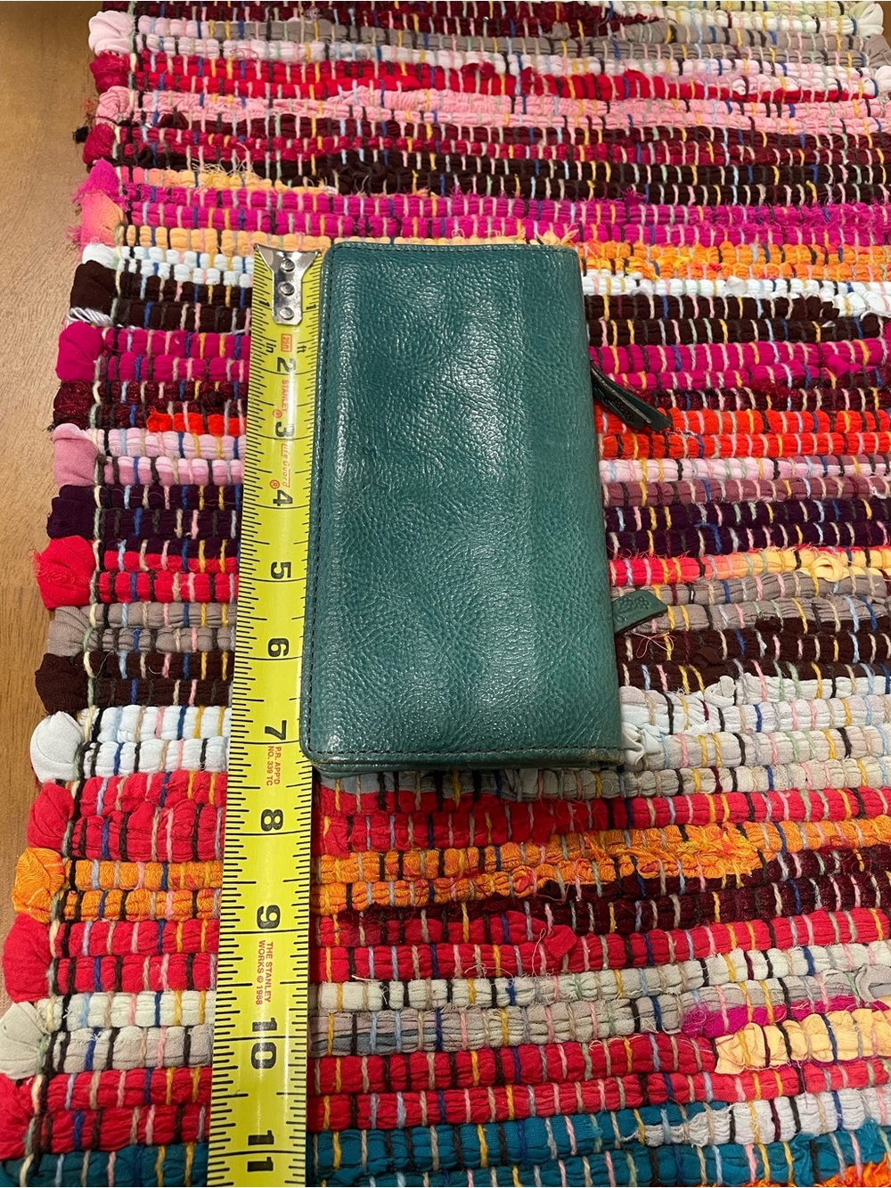 Fossil Teal Floral Embossed Leather Zip Wallet - Picture 2 of 8